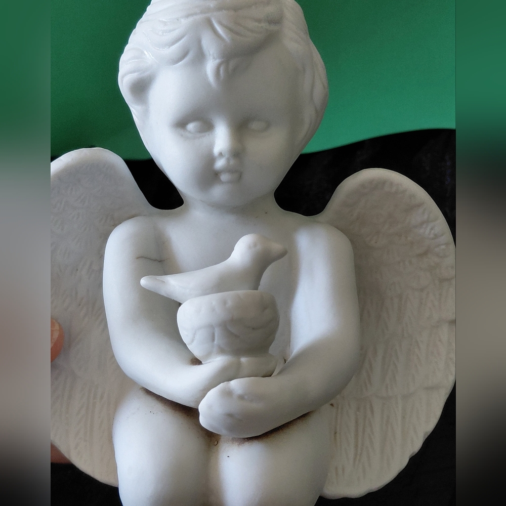 White Angel Figurines Set - Picture 6 of 10